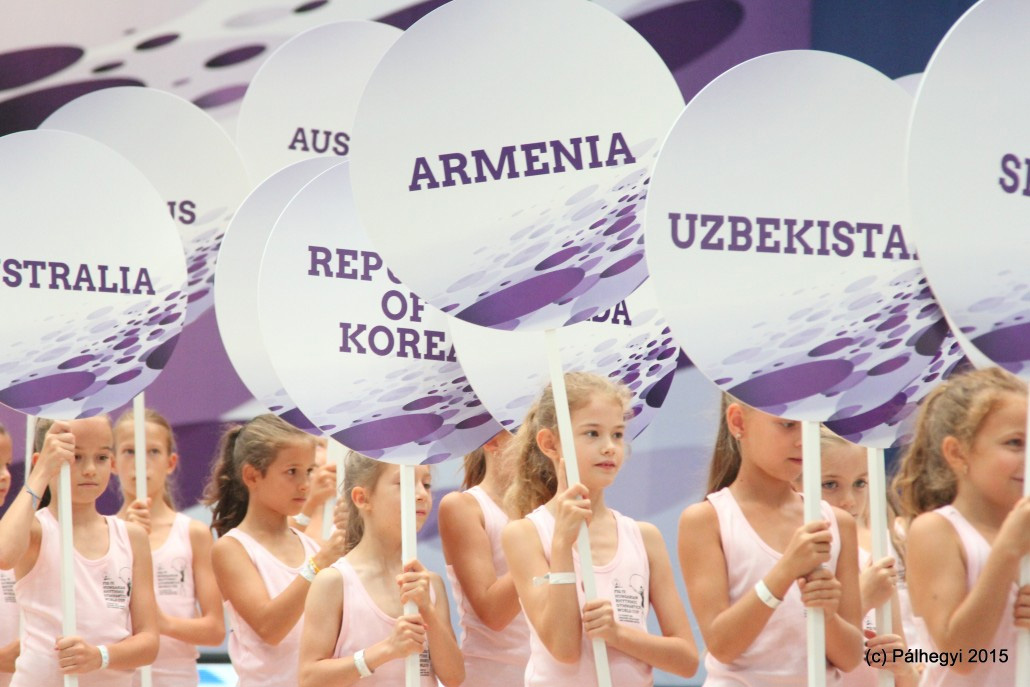 Ünnepélyes megnyitóval vette kezdetét a FIG IV. Magyar Ritmikus Gimnasztika Világkupa